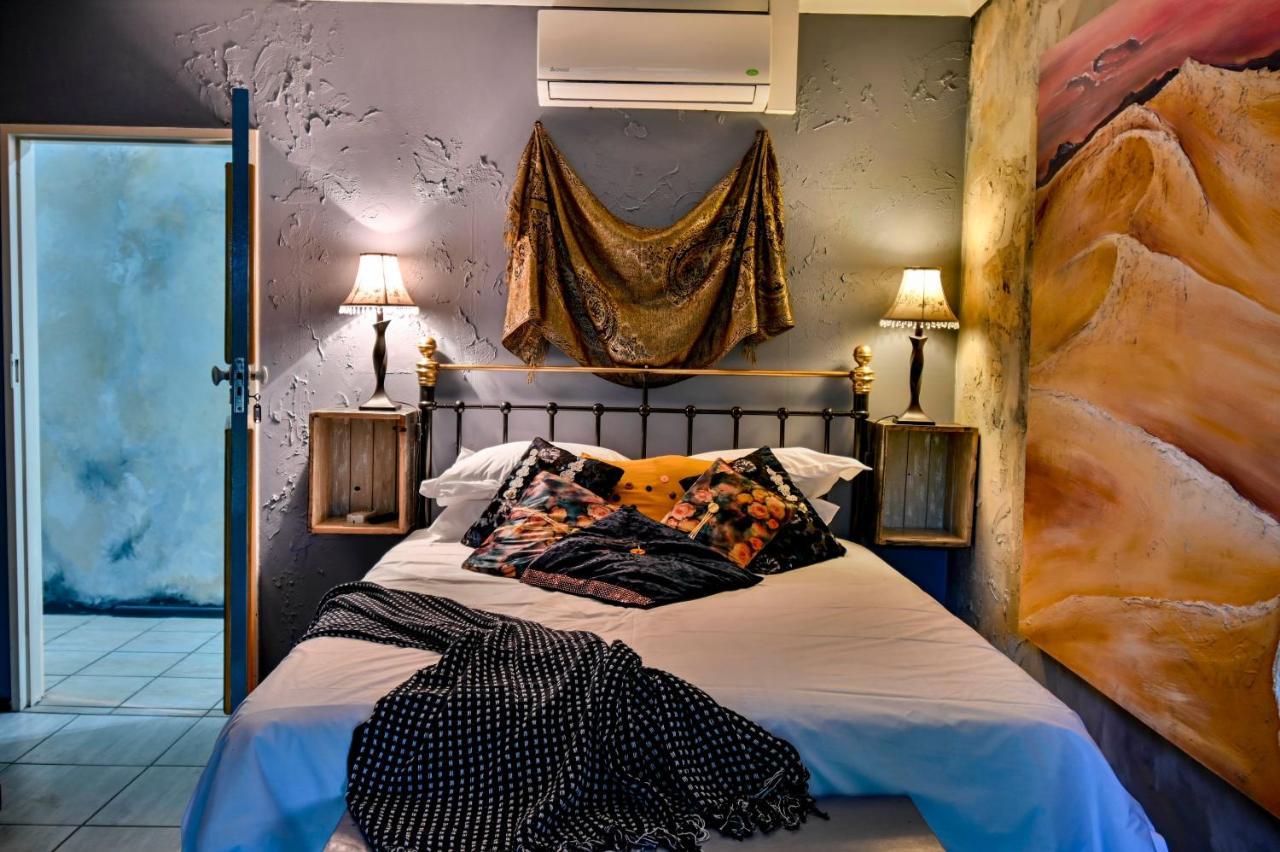 Iszis Guest House Блумфонтейн Экстерьер фото