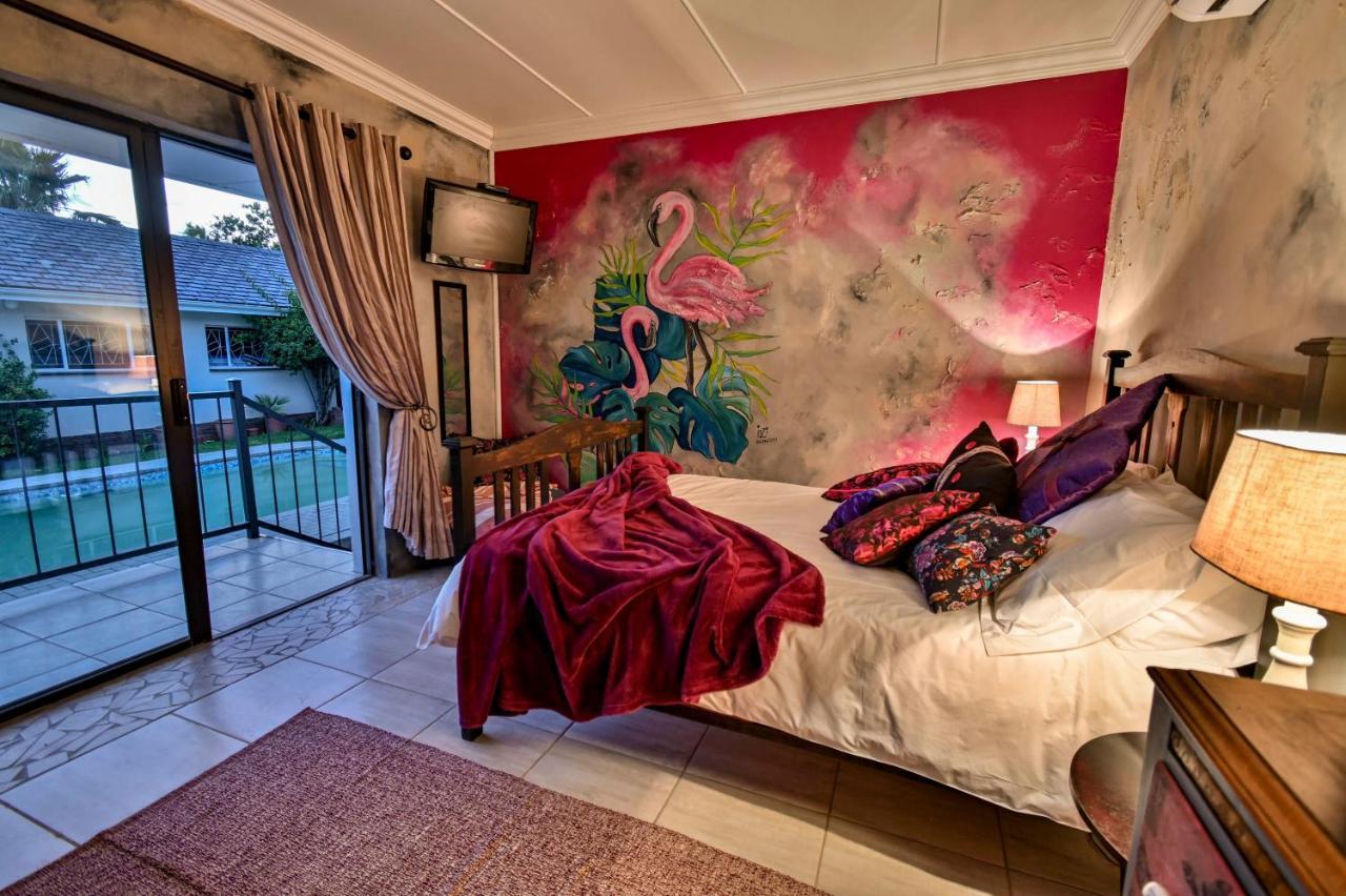 Iszis Guest House Блумфонтейн Экстерьер фото